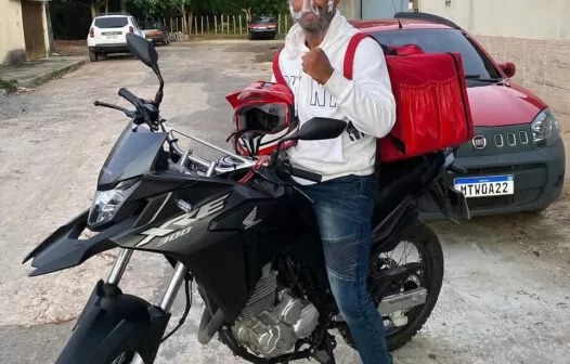 Esquiva Falcão fecha patrocínio após entregar minipizzas na pandemia