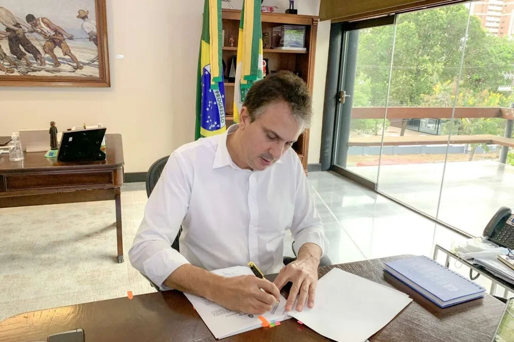 Auxílio para trabalhadores do setor de Eventos é sancionado por Camilo Santana