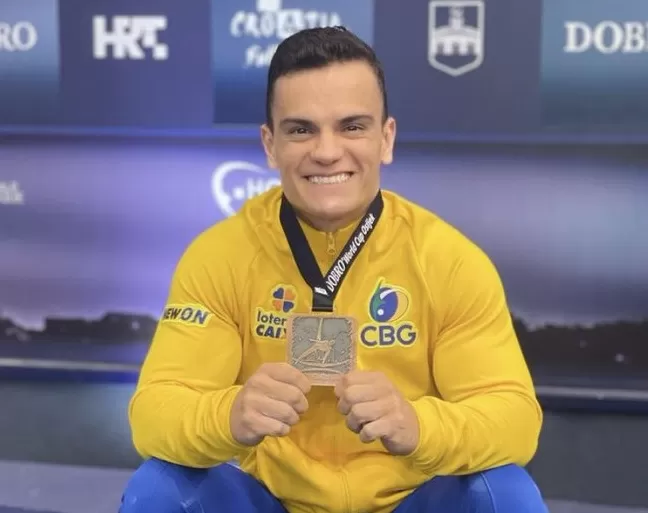 Caio Souza se torna o 1º brasileiro a ganhar medalha em todos os aparelhos na Copa do Mundo de ginástica