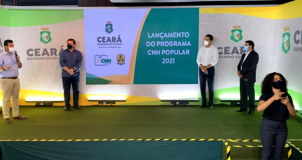 Camilo Santana lança programa CNH Popular; veja quem tem direito