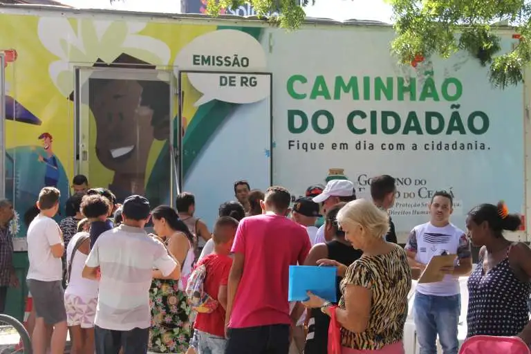Projeto percorre o Ceará este mês para emitir documentos básicos de identificação gratuitamente; confira a programação