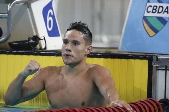 Com cearense na delegação, Brasil define time da natação para os Jogos Olímpicos de Tóquio