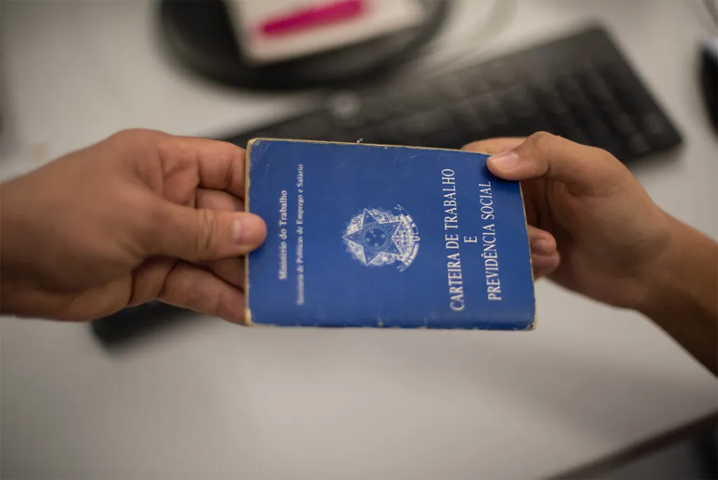 Ceará tem mais de 1400 vagas de emprego abertas hoje (27); confira