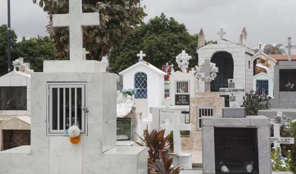 Dia das Mães: confira a programação de visita aos cemitérios públicos de Fortaleza