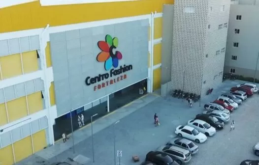 Centro comercial popular de Fortaleza realiza bazar com descontos de até 70%