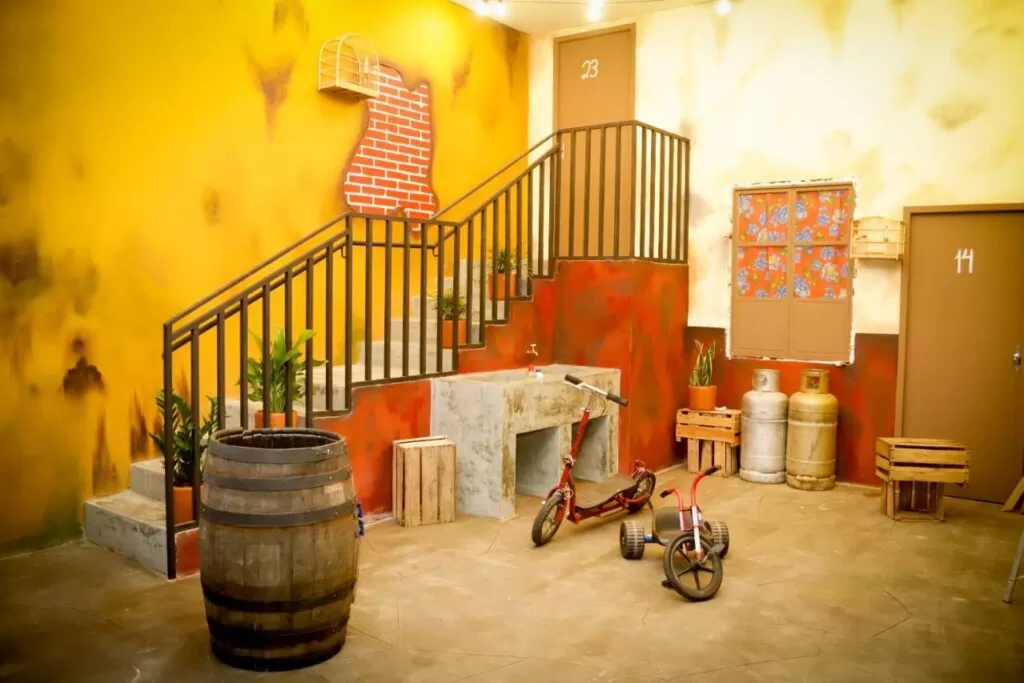 Conheça o bar temático inspirado na vila do Chaves