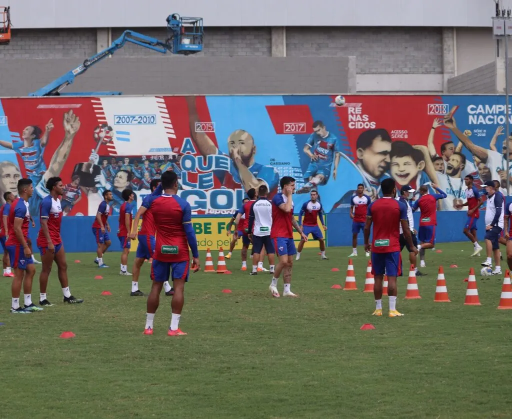 Copa do Nordeste: buscando classificação, Fortaleza recebe o Bahia na Arena Castelão