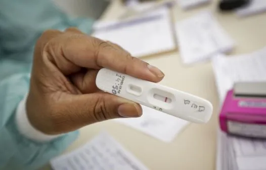 Covid: operação encontra 72 autotestes com data de validade adulterada