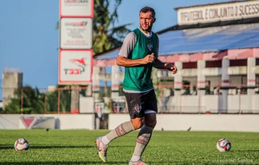 Edson Cariús é regularizado e já pode reestrear pelo Ferroviário