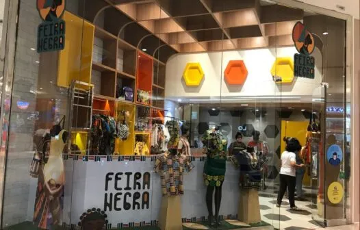 Empreendedores negros participam de feira em shopping de Fortaleza