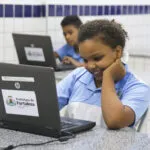Prefeitura de Fortaleza lança programa que conecta alunos da rede pública à universidade