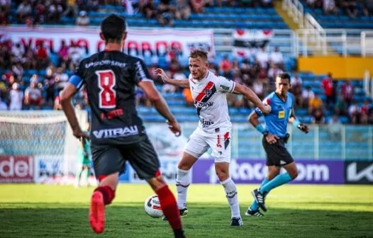 Ferroviário vence o Botafogo-SP no jogo que marcou a reabertura do PV