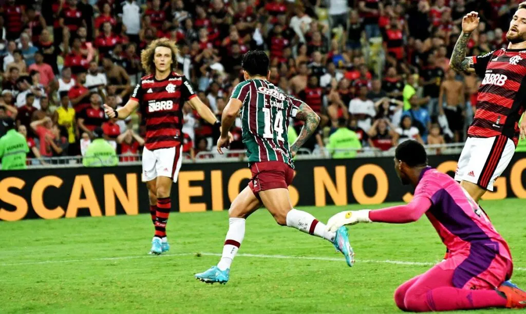 Campeonato Carioca: com dois gols de Cano Fluminense vence o Flamengo no 1º jogo da final