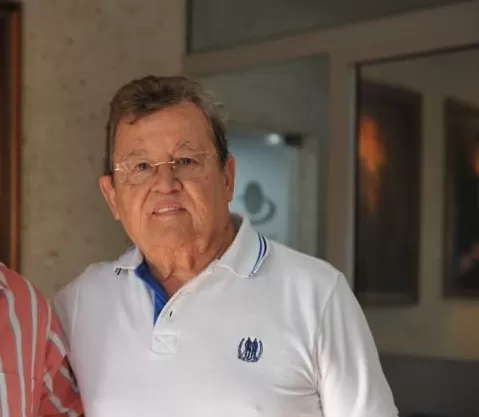 Gomes Farias: Maradona foi um dos maiores jogadores, mas teve carreira efêmera
