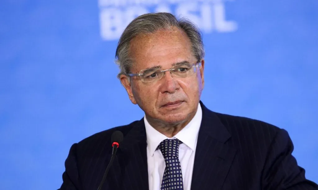 Guedes diz que se tiver 2ª onda, governo pagará auxílio emergencial