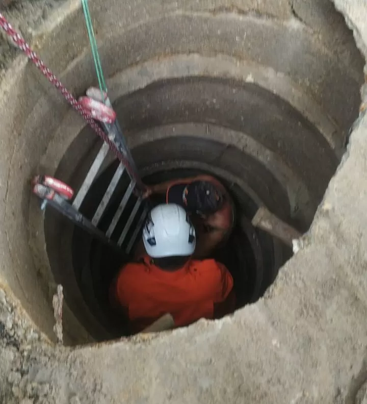 Idosa de 74 anos cai em cacimba em Horizonte