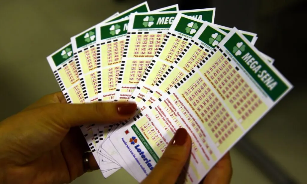 Loteria: ninguém acerta a Mega-Sena e prêmio acumula em R$ 27 milhões