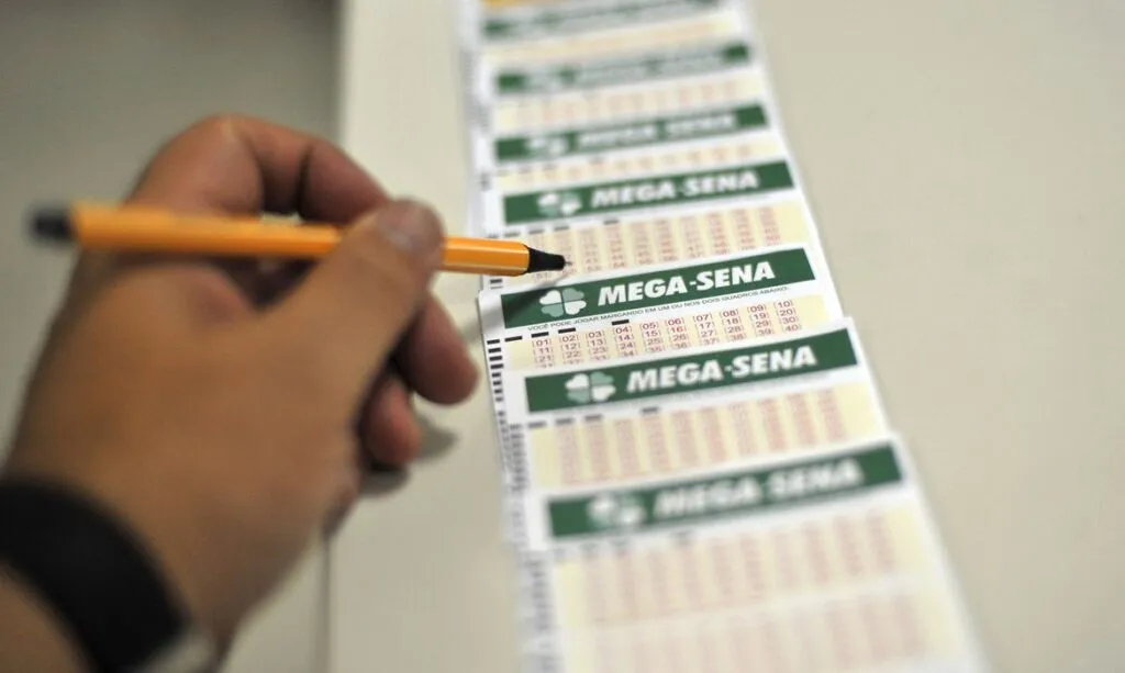 Mega-Sena sorteia R$ 11 milhões neste sábado (5)