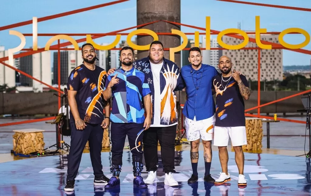 “Menos é Mais” apresenta clipe de faixa inédita com participação de Dilsinho