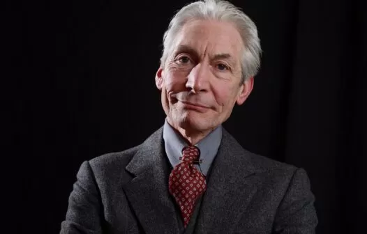 Morre baterista Charlie Watts, dos Rolling Stones, aos 80 anos