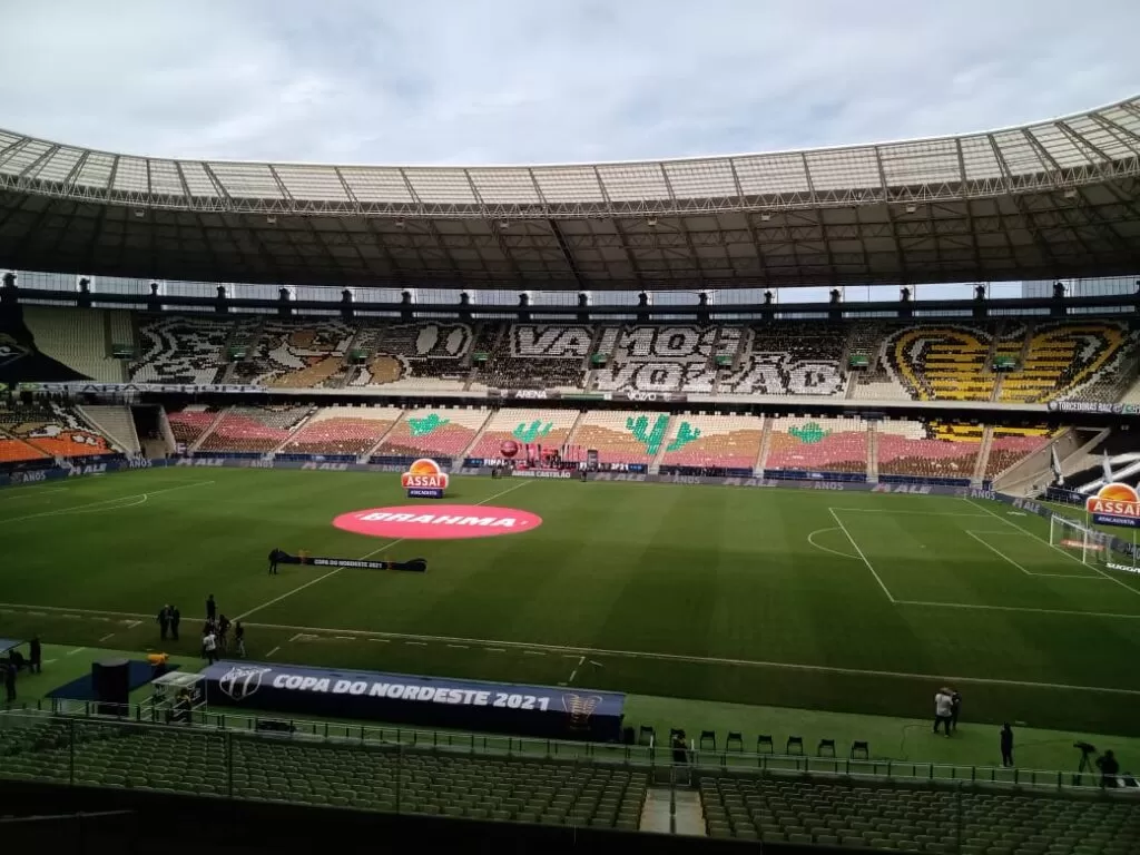 Torcida do Ceará prepara mosaico para a final da Copa do Nordeste