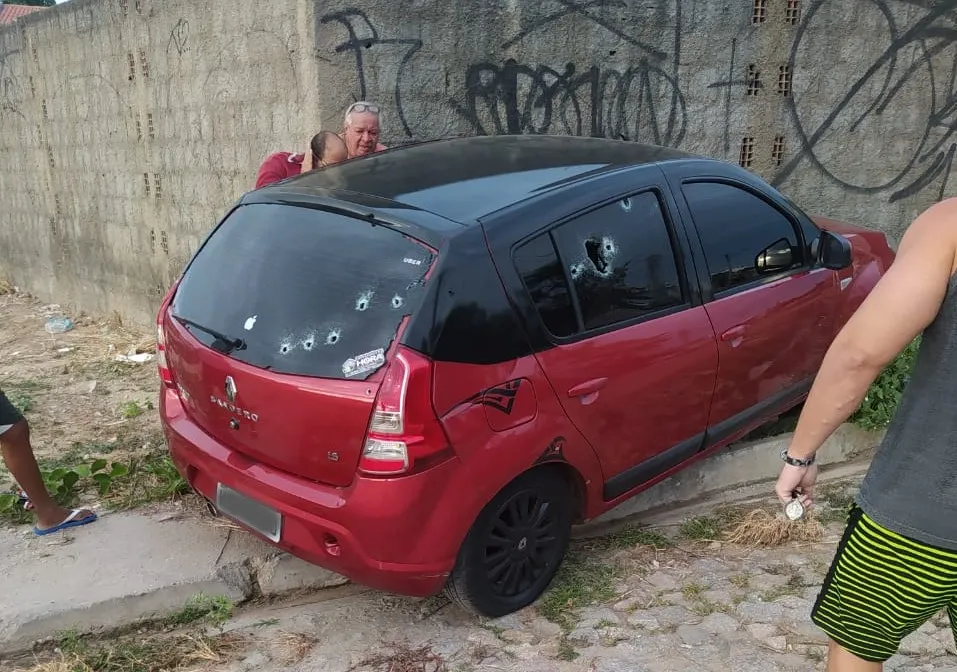 Motorista de aplicativo e passageiro são assassinados em Caucaia