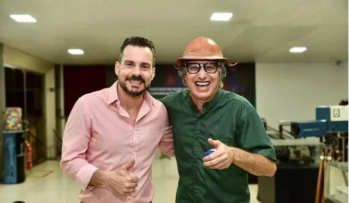 Mução visita o Grupo Cidade de Comunicação e fala do sucesso de seu programa de rádio na 89 FM