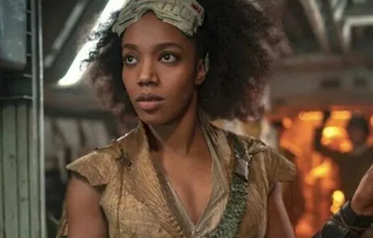 Naomi Ackie é escalada para viver Whitney Houston em filme biográfico
