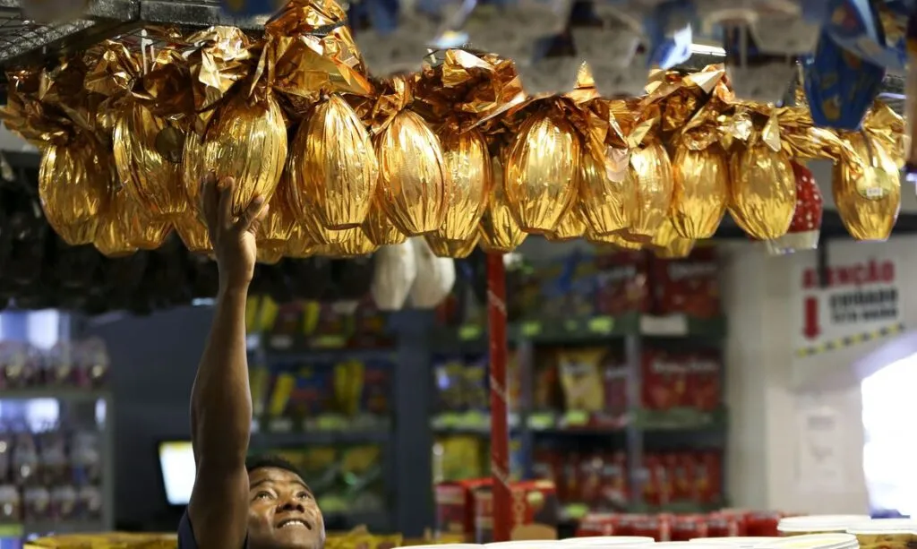 Mais de 109 milhões de brasileiros devem fazer compras de Páscoa, aponta pesquisa