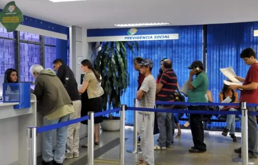 Governo convoca médicos peritos para atender no INSS