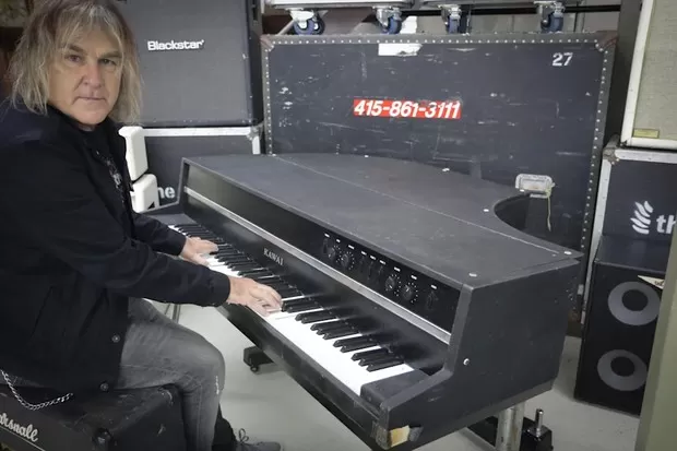 Piano de Freddie Mercury será leiloado por até R$ 150 mil