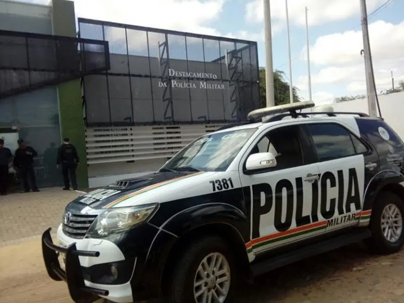 Idosa reage a assalto, é agredida por criminosos e fica ferida em Fortaleza