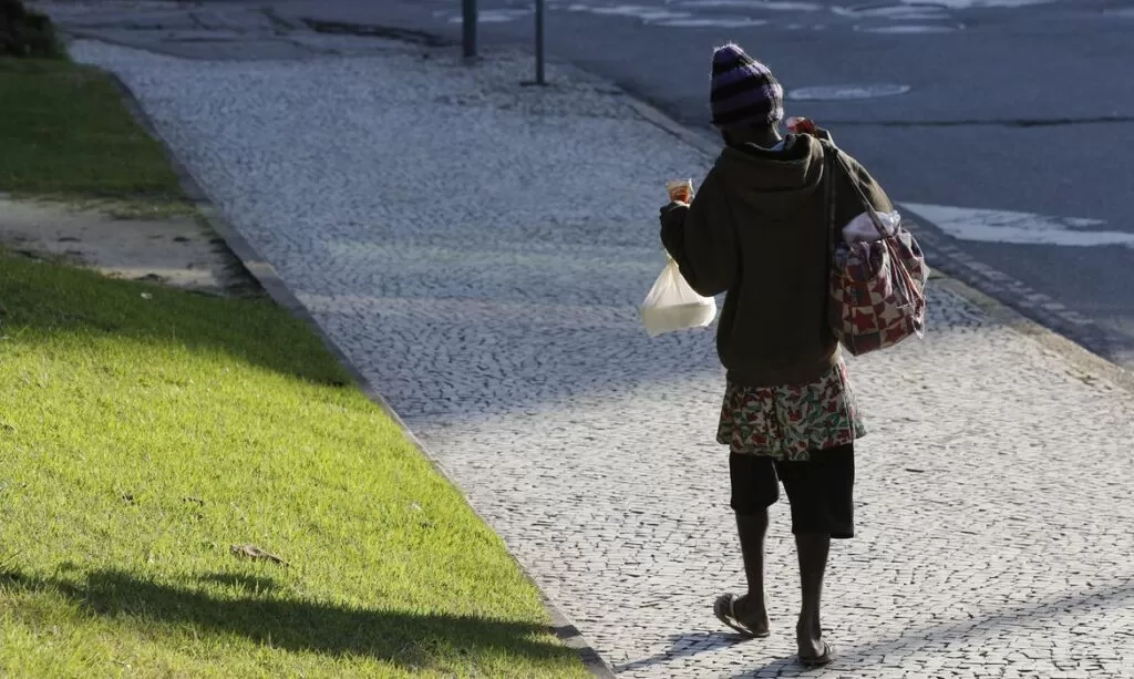 População em situação de rua cresce 31% em 2 anos, mostra censo