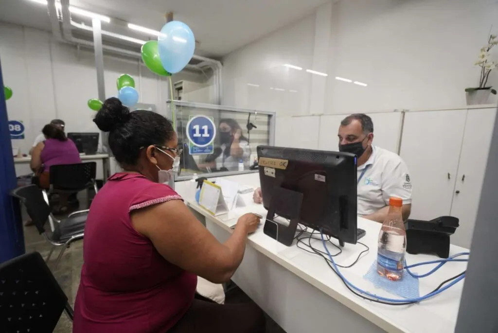 Praça do Ferreira, em Fortaleza, recebe programação especial em comemoração ao Dia do Trabalhador