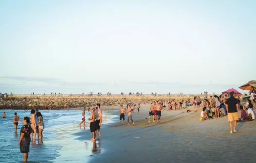 11 trechos estão próprios para banho de mar em Fortaleza no fim de semana