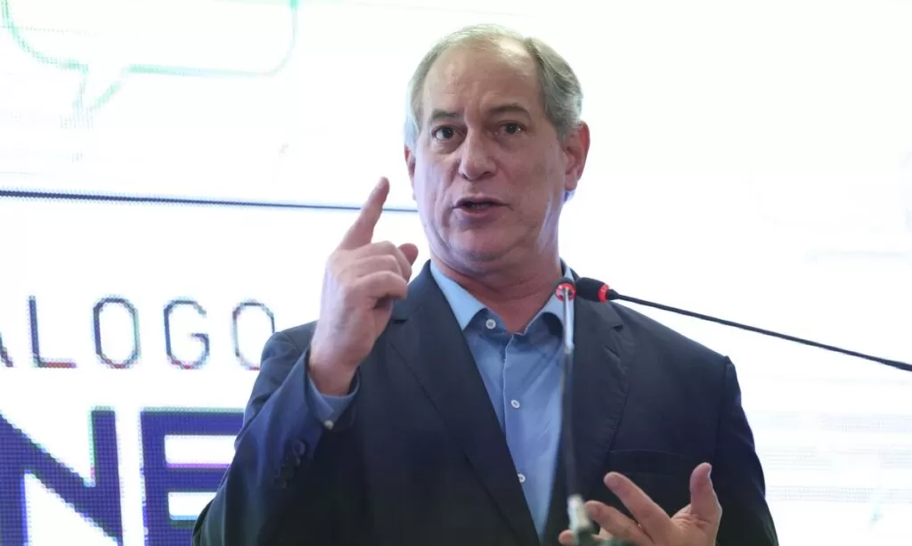 “O que não fiz foi campanha junto de bandido”, declara Ciro Gomes sobre eleições de 2018