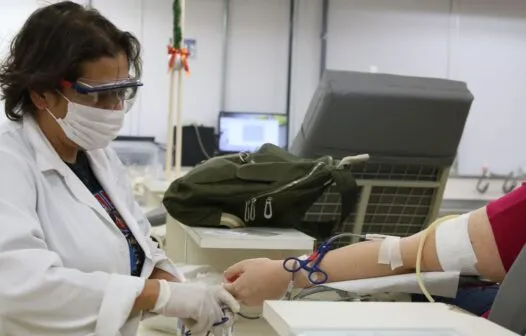 Queda na doação de sangue devido à pandemia preocupa hemocentros