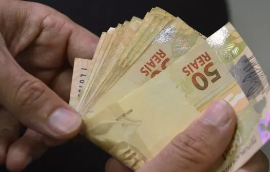 Beneficiários com NIS final 4 recebem nesta quinta-feira (21) o Auxílio Brasil