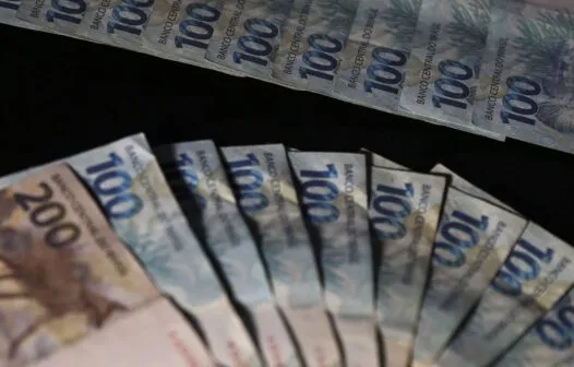 Presidente sanciona Orçamento de 2022, com vetos