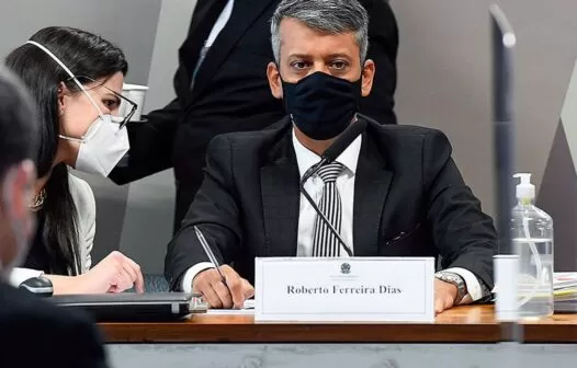 Presidente da CPI da Covid decreta prisão de Roberto Dias por falso testemunho