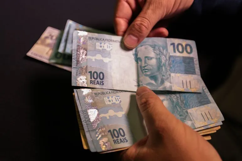 Bolsa Empreendedor deve beneficiar 400 mil pessoas com R$ 1 mil; saiba como participar