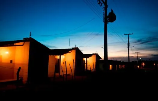 Saiba como ter descontos automáticos na conta de energia