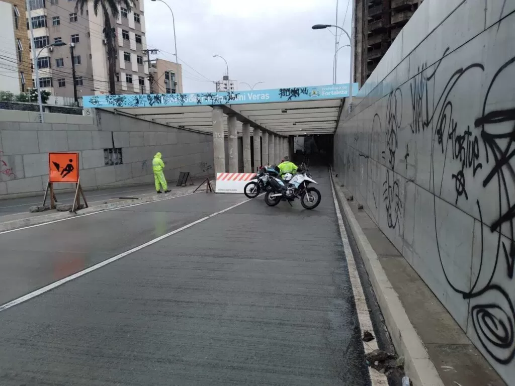 Saiba porque o túnel da Av. Alberto Sá alaga toda vez que chove forte em Fortaleza