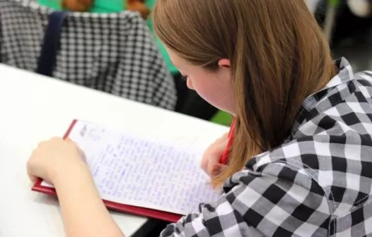 UECE abre inscrições para curso de línguas