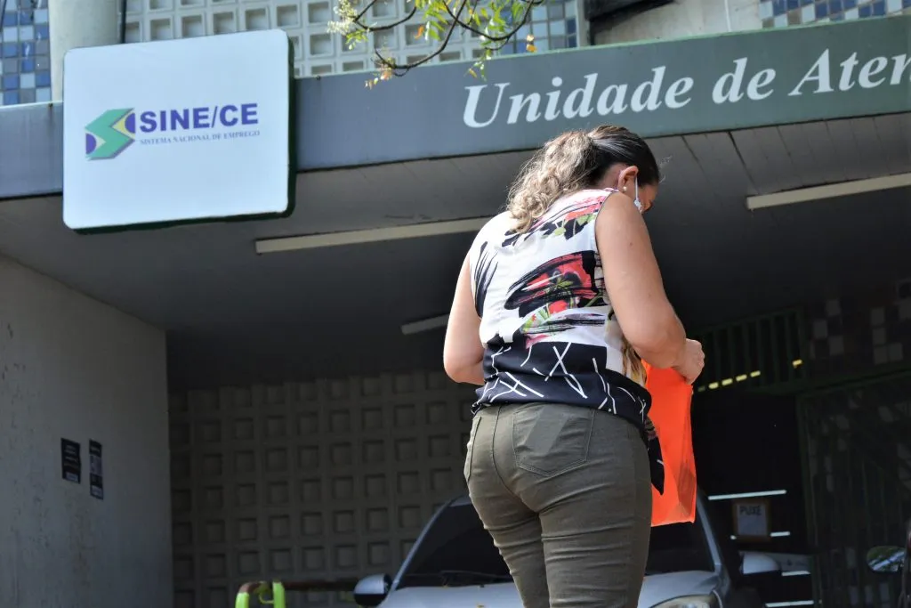 Passaporte da vacina será solicitado para atendimento das unidades do IDT/SINE