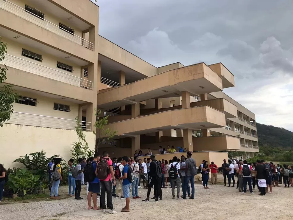 Unilab prorroga inscrições de concurso no Ceará e Bahia; salários iniciais são de até R$ 4.180