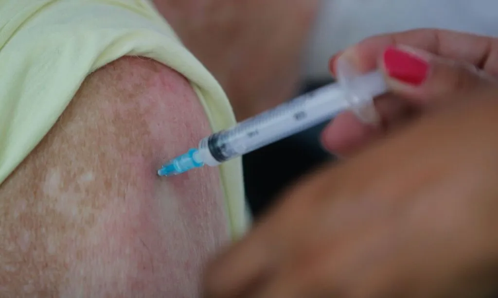 Governo Federal destina R$ 5,5 bilhões para produção e aquisição de vacinas
