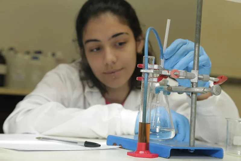 A presença feminina no pensamento científico no Brasil