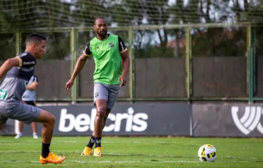 Sob o comando de Juca, Ceará segue se preparando para pegar o Athletico-PR