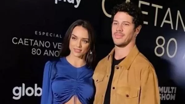 Rafa Kalimann e José Loreto assumem namoro: “estamos juntos”